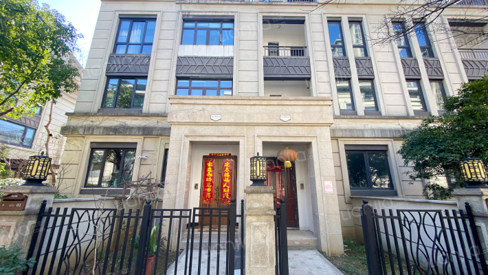 海亮九台别墅外景图