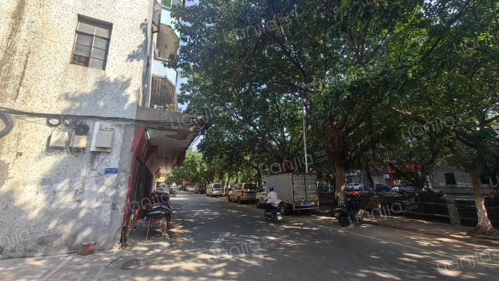 沿江新村外景图