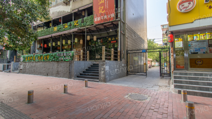 河南省财经学院家属院外景图