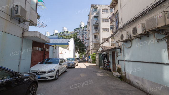 飞虹路723弄外景图