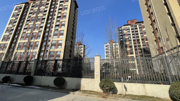 越秀臻悦府外景图