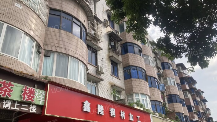 开关厂宿舍外景图