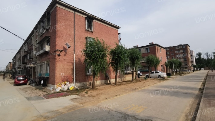 亚新一里外景图