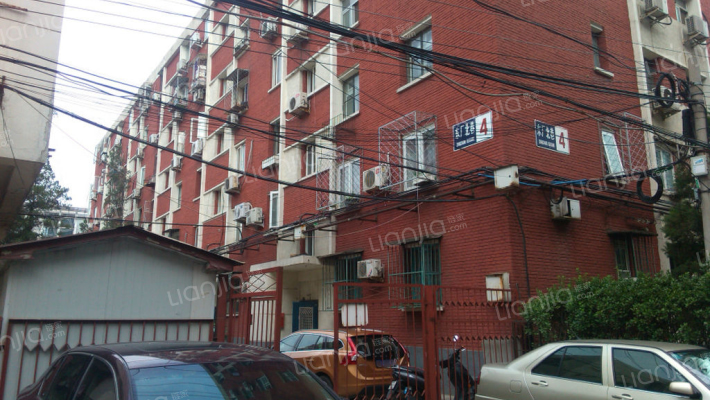 东厂北巷外景图