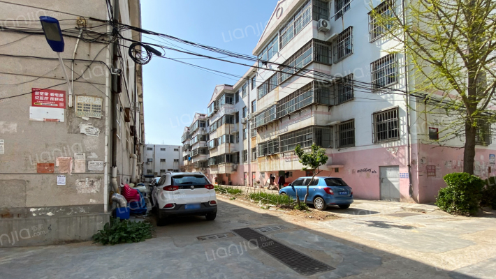 鸿达龙门路二院外景图