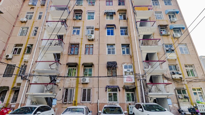 高速公路卫岗小区外景图