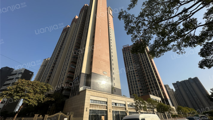 荣达丰园外景图