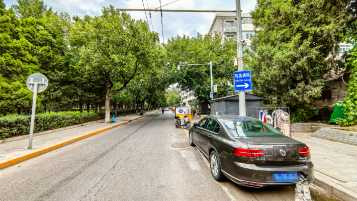 弓弦胡同外景图