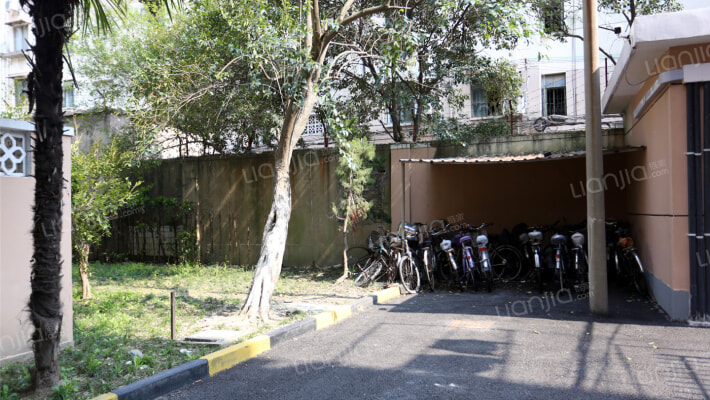 城建小区外景图