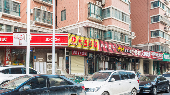 米兰阳光外景图