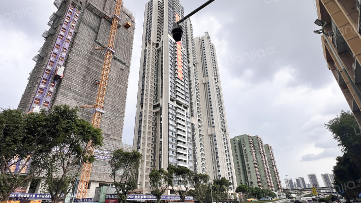 中旅天宸府外景图