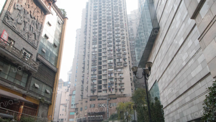 万吉广场外景图