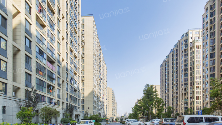 东田怡丰城外景图