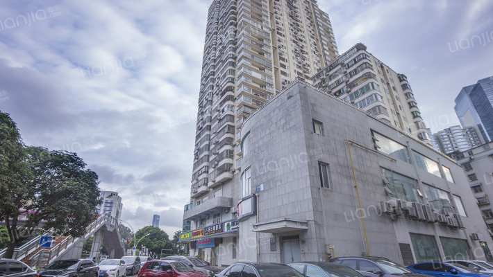 鹭槟大厦外景图