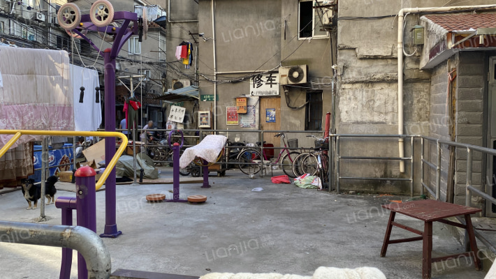 临平路60弄外景图