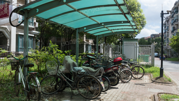 保集欧郡外景图