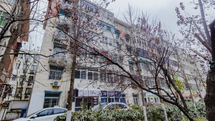 医药公司宿舍外景图