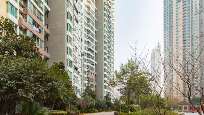 世茂锦绣长江二期外景图