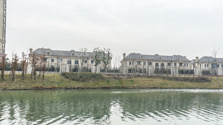 太湖东岸花园外景图