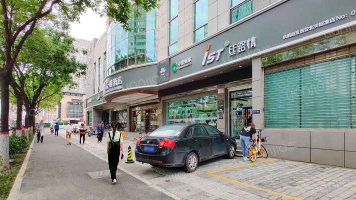 鸿海大厦外景图