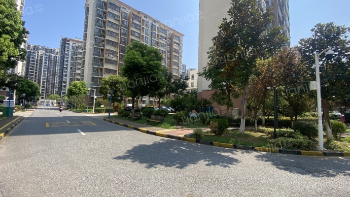 钻石家园西区外景图