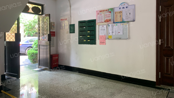 迅发公寓外景图