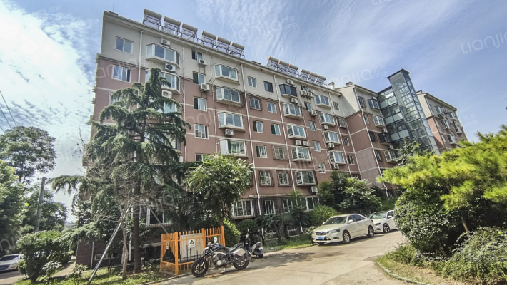 凤凰山路33号外景图