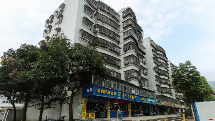 电信宿舍外景图