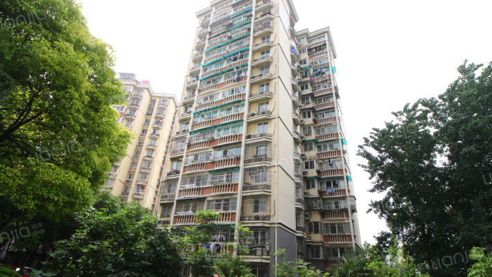 云燕园小区外景图