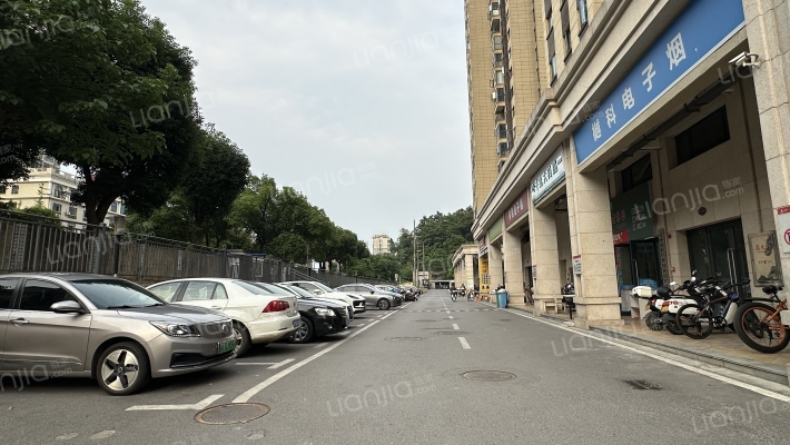 春和景园四期外景图