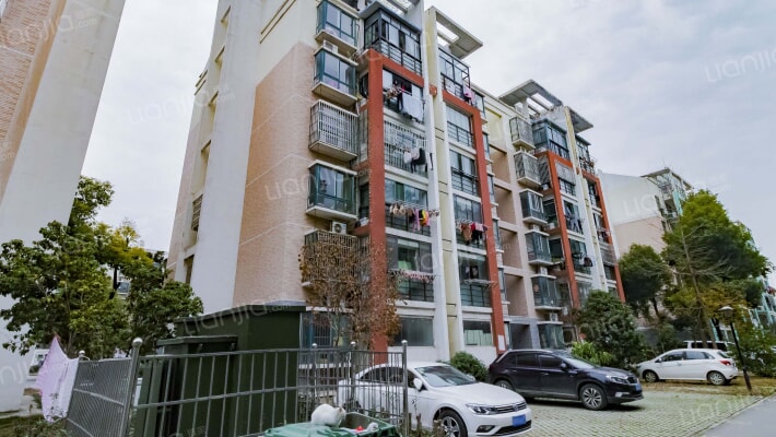 东河丽景外景图