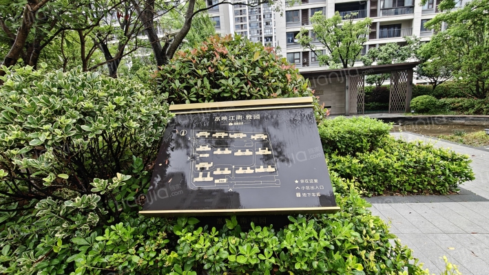 绿地潮映江南外景图