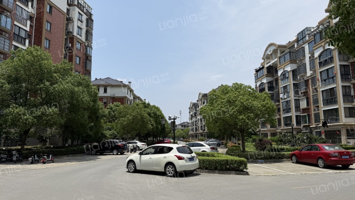 璟怡花园外景图