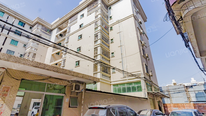 富豪花园外景图