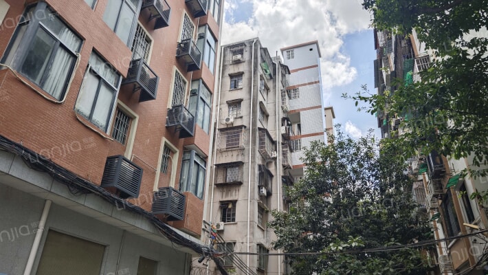 广雅后街外景图