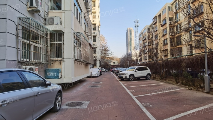 平山公寓外景图