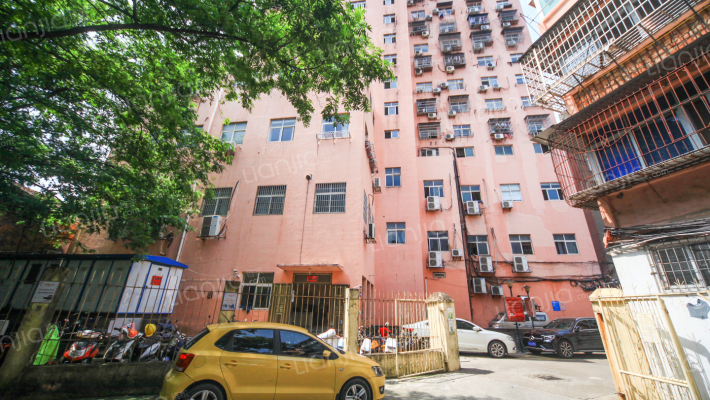 自由都大厦外景图