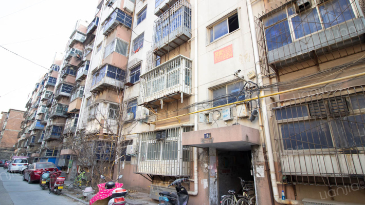 果品公司家属院外景图