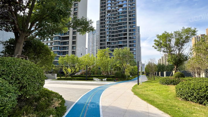 中南君启三期外景图