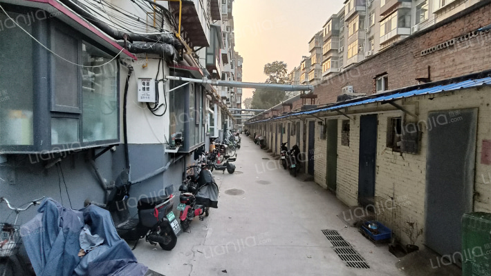 朝霞街8号外景图