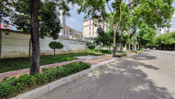 融创星美御外景图