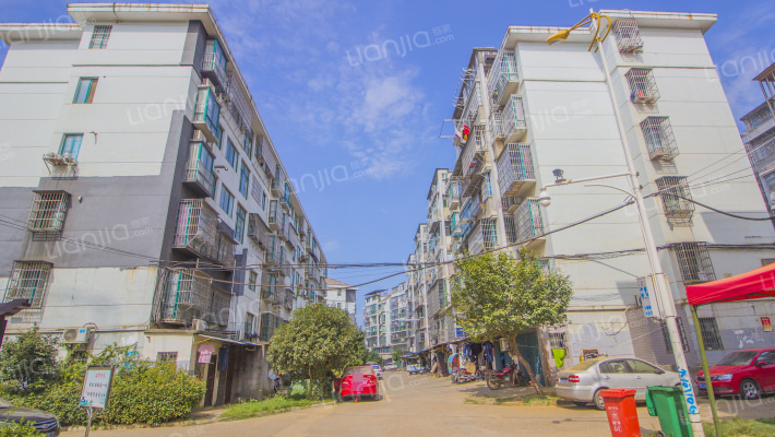 金牛小区外景图