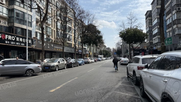 水云花都清泰路一段84号外景图