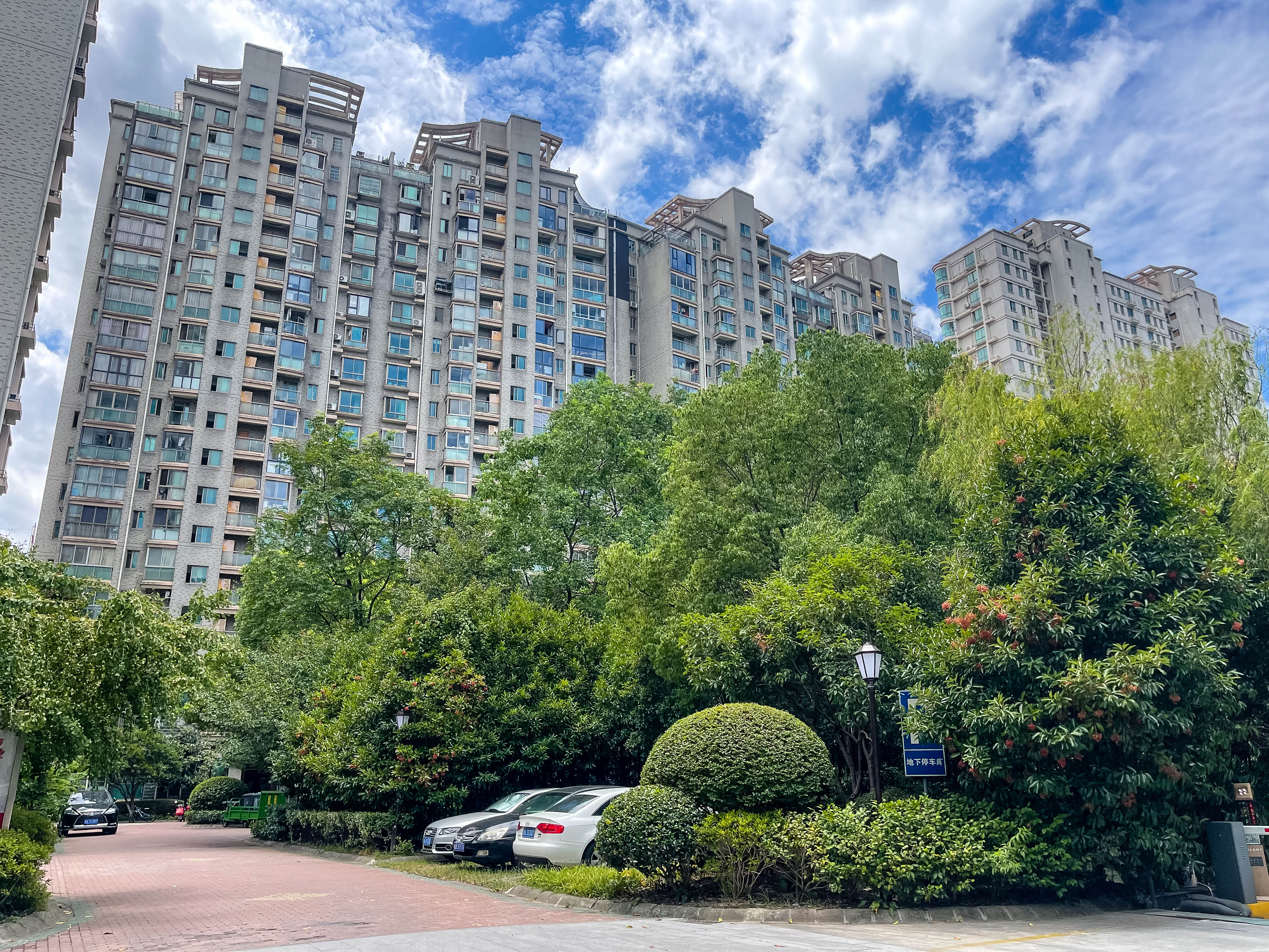 Sanhua Tianyun Garden compound photo 6