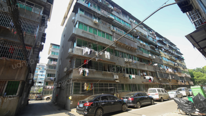 江纸住宅区外景图