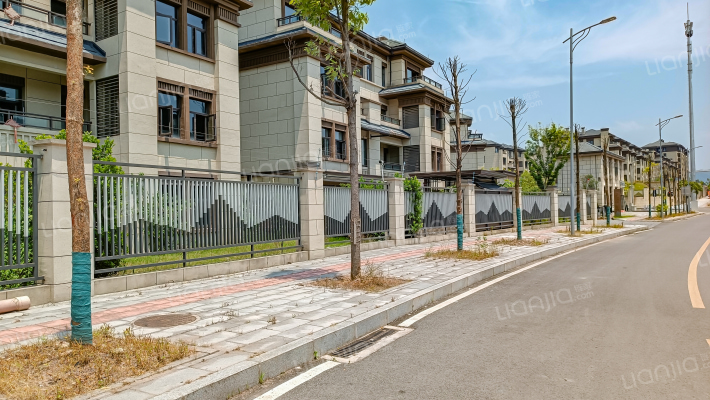 桥达天蓬樾府外景图