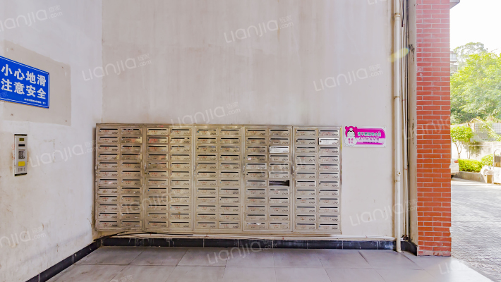 山水公寓外景图