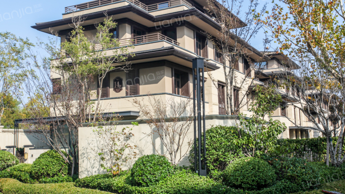 万科荣成兰乔圣菲西区外景图