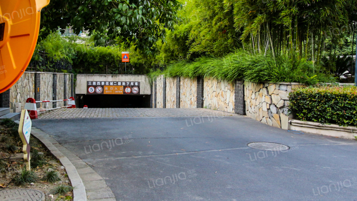 三湘四季花城牡丹苑外景图