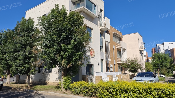 远航商务中心外景图